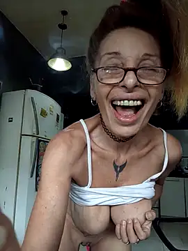 frozenwaffle - FrozenWaffle's free webcam - UK Sex Cams