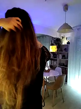 Modèle: Luna_Kitanna