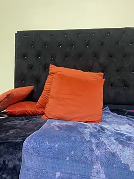 Webcam Model (sexy_boobs97)  is live.Free join now!