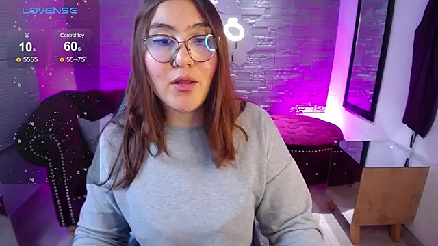 conniejames_m webcam