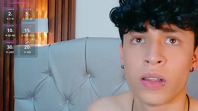 Axel__Evans live sex cam
