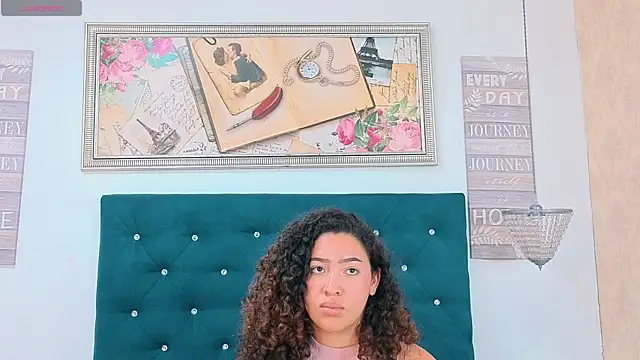 meganrousx webcam