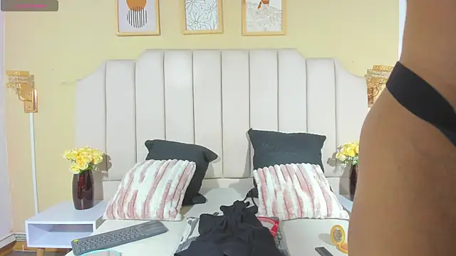 Sara_Hanks webcam