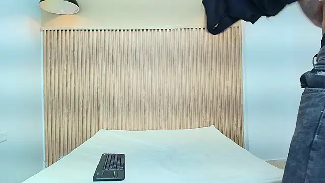 Brandon_Mercuri webcam