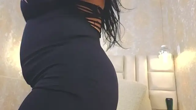 EmilyQueen3x webcam