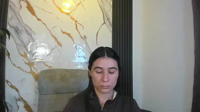 ChloeTurner_ webcam