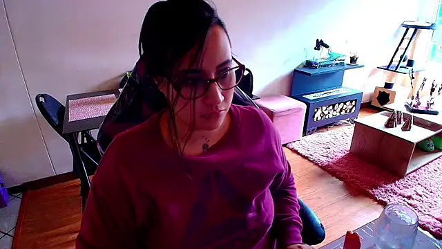cherryy_bombshelll webcam