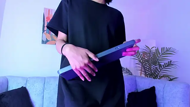Velvet_Noir_ webcam