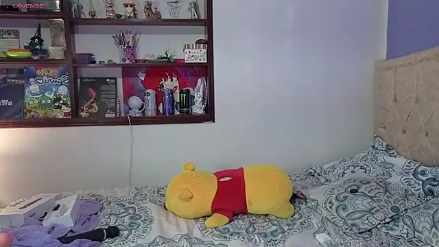stephania_t webcam