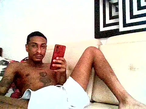 mellow_smoke - Mellow_smoke's free webcam - UK Sex Cams