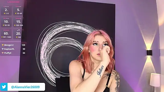 AlannaViera webcam