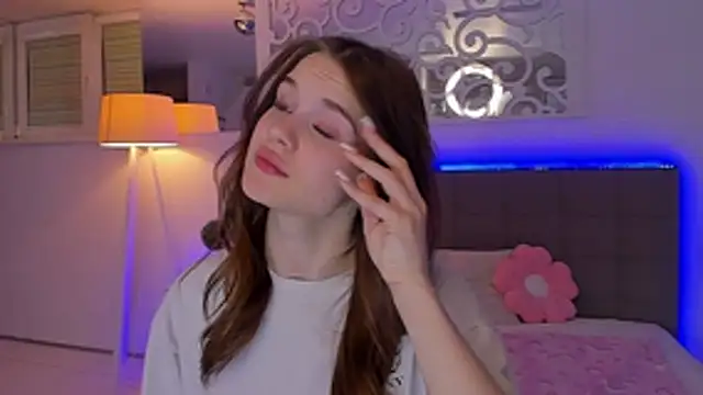 LuisaClover webcam