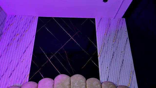 Malaia_thompson_ webcam