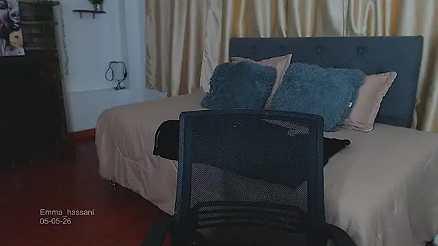 Emma_hassani webcam