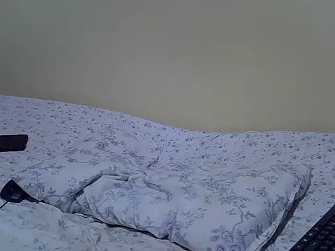 BABYZEEH webcam