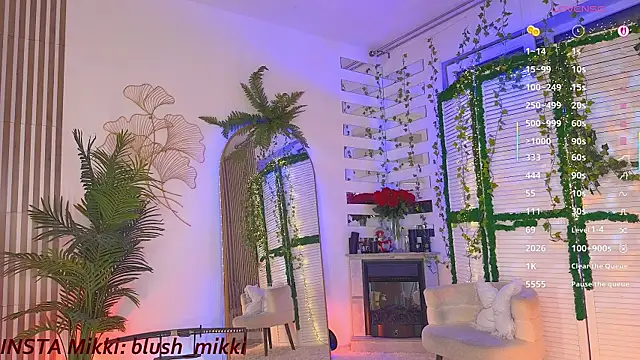mikkixmeow webcam