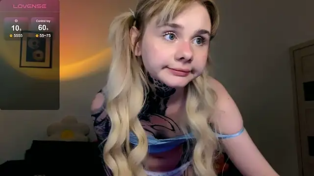 Britney_Lynch webcam