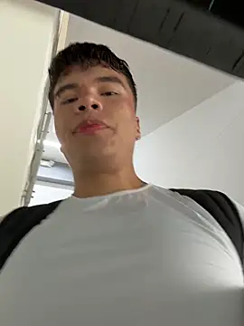 Logan_smith1 webcam