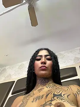EmilieLake webcam