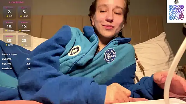 oliviakiiss webcam
