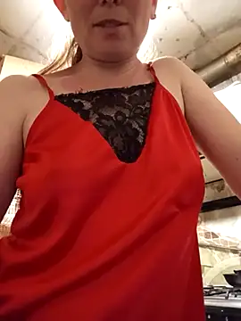 merelinmilf2 - MerelinMILf2's free webcam - UK Sex Cams