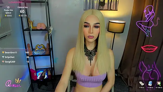 Tarah_Lewis webcam
