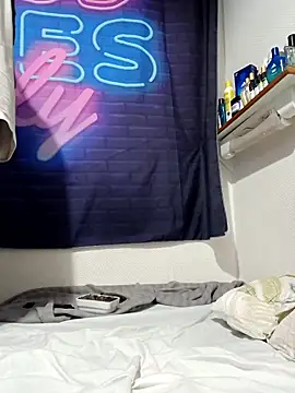 Mikaaa97 webcam