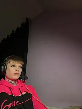 FemboyShow webcam