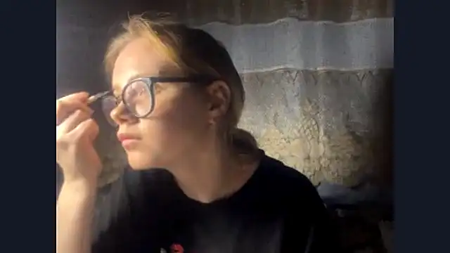 KrystenHoye webcam