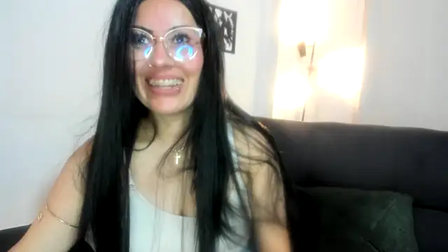 Tania_mature webcam
