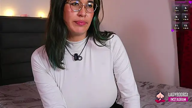 kathieandpovcock1 webcam