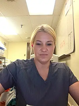 LadyB07 webcam