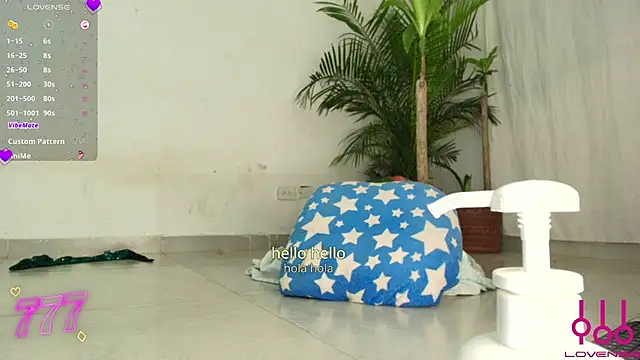 Preview of bigdickgirls_02