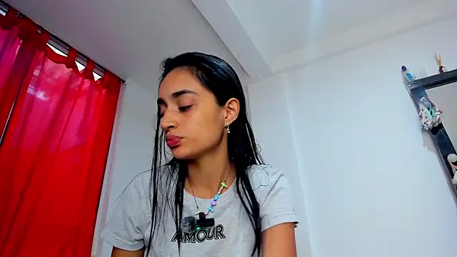 leilani_X webcam