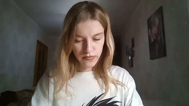 CuriousMildness webcam