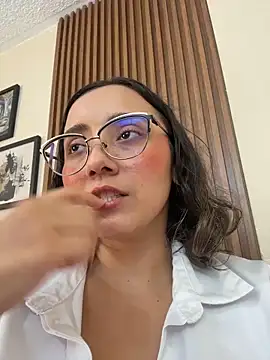Kay_LustyWife