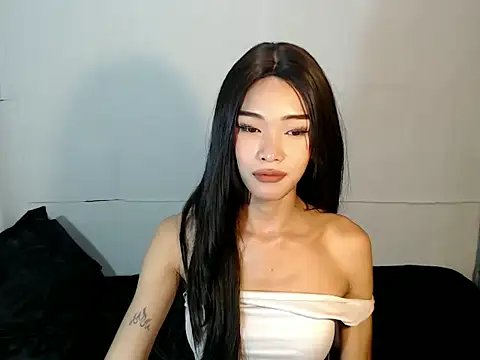 holyakiesha webcam