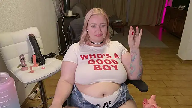 MargotGrey webcam