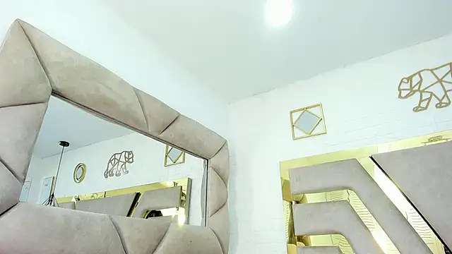 rave_connor webcam
