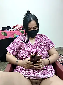 HeartlessGirl webcam