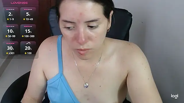 spicey_latina webcam
