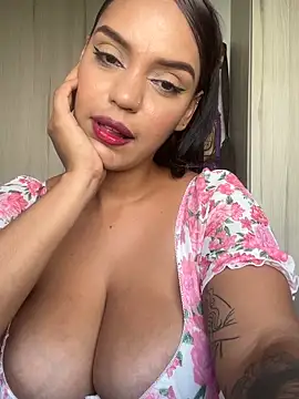 Sara-77 webcam