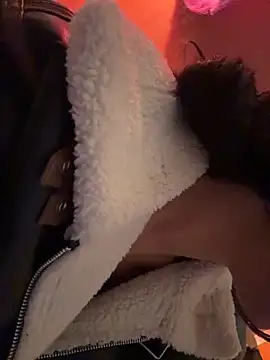 darkdesin - DarkDesin's free webcam - UK Sex Cams