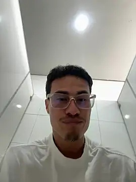 TavoHot_ webcam