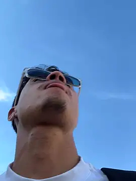 TavoHot_ webcam