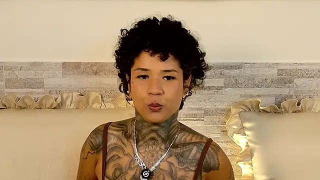 xbigpeach webcam