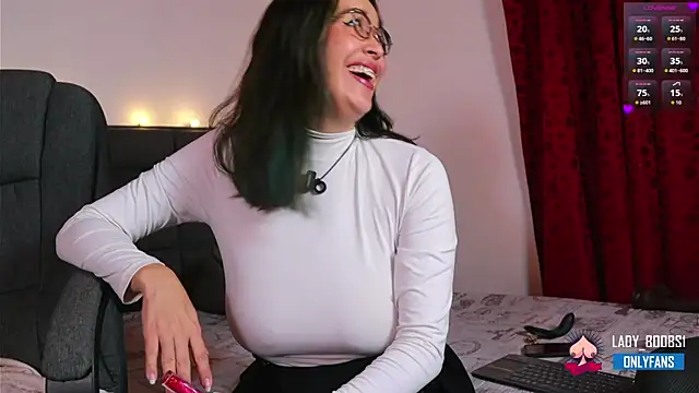 kathieandpovcock1 webcam