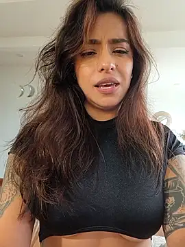 Webcam Model (foxxy_lover)  is live.Free join now!