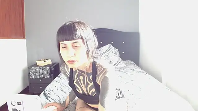 Emilia_1995 webcam