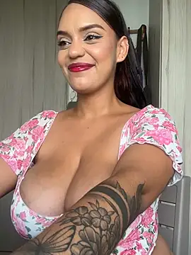 Sara-77 webcam